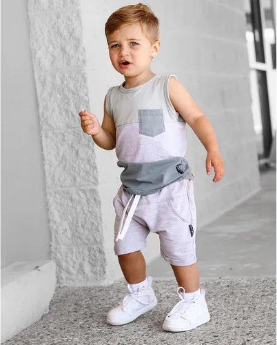 Vista 2 de Kupretty Conjunto de ropa de verano para bebé, sin mangas, camiseta sin mangas, chaleco y pantalones cortos lisos