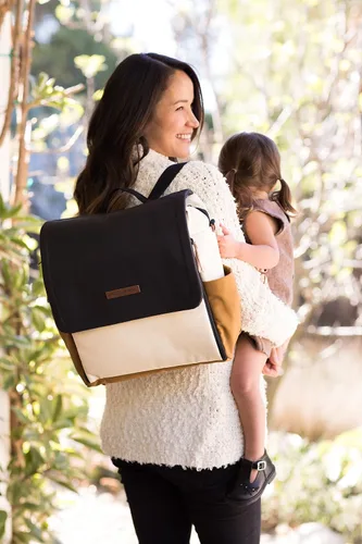 Vista 5 de Petunia Pickle Bottom Boxy Backpack Bolsa de pañales Mochila de pañales para padres Bolsa de bebé elegante más vendida Mochila sofisticada