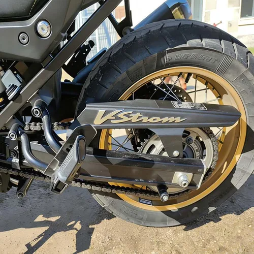 Vista 4 de 1 par de calcomanías cromadas 3D para emblema de motocicleta, calcomanías reflectantes compatibles con Suzuki V-Strom 250 DL 650 1000 XT