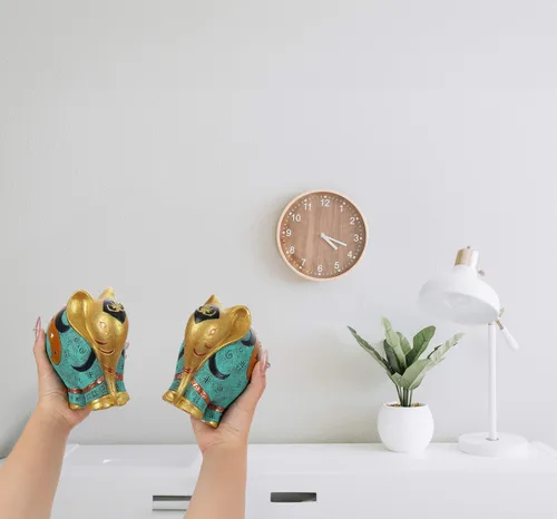 Vista 7 de Estatua de elefante hecha a mano de resina – Escultura de decoración del hogar de 5.5 pulgadas de alto para estantería, oficina, escritorio, regalo