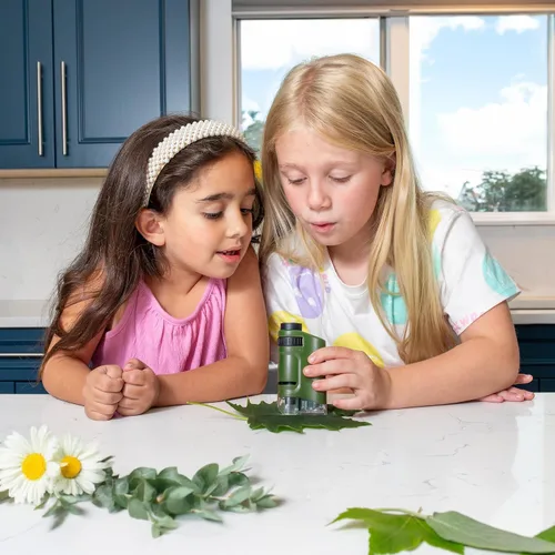 Vista 3 de Carson MicroBrite - Microscopio de bolsillo con luz LED 20x-40x para aprender, educar y explorar, juego de 6 (MM-24MU)