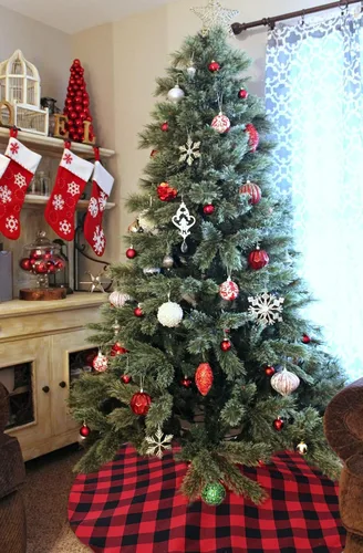Vista 6 de SoarDream Faldas de árbol a cuadros de Navidad pequeñas de 24 pulgadas, falda de árbol a cuadros de búfalo rojo y negro para Navidad, fiesta de Año