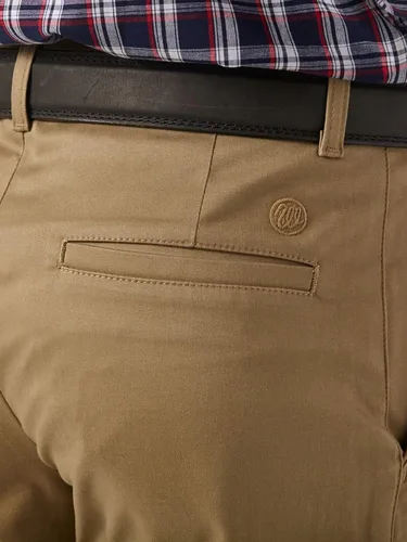 Vista 4 de Pantalones casuales para hombre Wrangler con parte frontal plana y color caqui