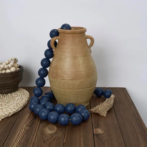 Vista 148 de OMISHE Guirnalda de cuentas de madera extra grande con cuentas de madera y borlas de 1.6 pulgadas de diámetro, cuentas decorativas rústicas de 41