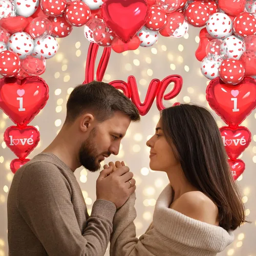 Vista 6 de Kit de globos para el día de San Valentín, globos con texto en inglés "I Love You", globos de corazón blanco y rojo, pétalos de rosa para el día