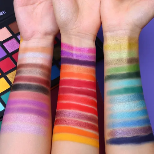 Vista 4 de UCANBE Spotlight Paleta de sombra de ojos profesional 40 colores sombra de ojos mate brillo paleta de maquillaje altamente pigmentado colorido polvo
