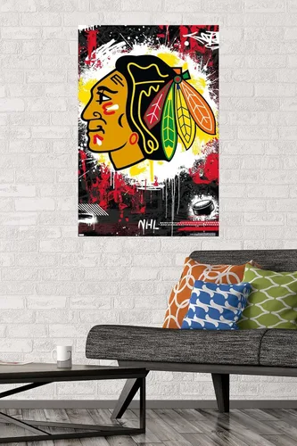 Vista 2 de NHL Chicago Blackhawks - Póster de pared con logotipo Maximalist 23, 34 pulgadas de largo x 22.4 pulgadas de ancho, versión sin marco
