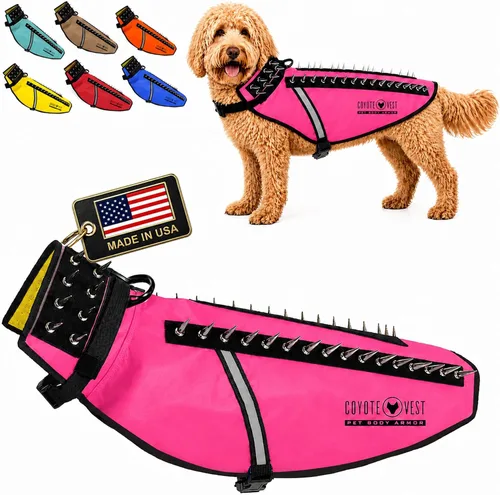 Vista 26 de CoyoteVest Chaleco Protector de Arnés para Perro, Accesorios Reflectantes para Perro con Picos para Proteger a tu Mascota de Ataques de Rapaces