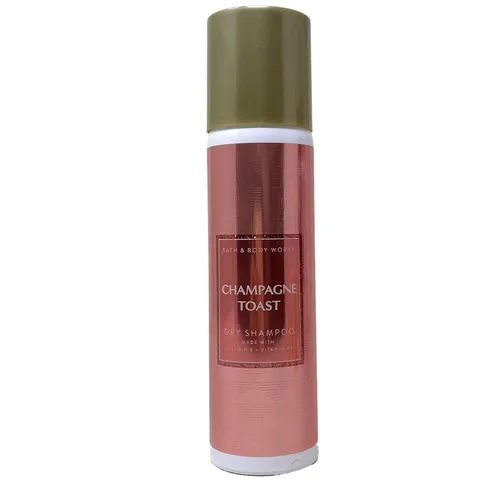 Vista 2 de Bath and Body Works Champagne Toast Dry Shampoo con un jabón de muestra de Himalayan Salts Springs.