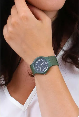 Vista 3 de Casio Watch only time Unisex Green Resin Black dial MQ-24UC-3BEF, Green, Strap