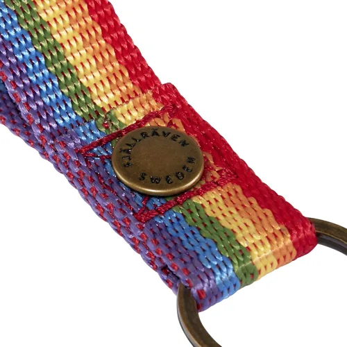 Vista 4 de Fjallraven, Llavero Kanken para llevar a diario, diseño de arcoíris
