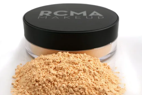 Vista 2 de RCMA Makeup Premiere - Polvo suelto ámbar, sin talco, desenfoque, control de aceite, sin flashback, vegano y libre de crueldad, 0.5 onzas