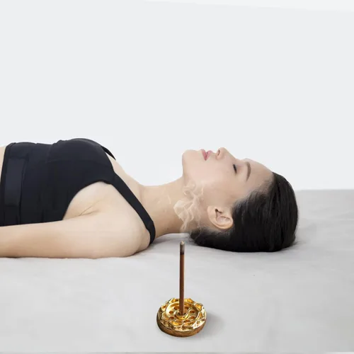 Vista 4 de ARTIBETTER Quemador de incienso retro de flor de loto para aromaterapia, soporte para barra de nueve agujeros para meditación, yoga, decoración
