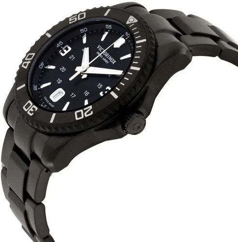 Vista 3 de Victorinox Reloj Swiss Army Maverick, negro (pulsera PVD), 1.65 pulgadas, reloj de cuarzo, diseño de reloj de buceo, fabricado en Suiza, Negro