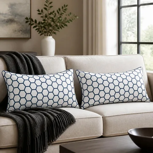 Vista 2 de Funda de almohada decorativa para sofá, funda de almohada Accent Carra, 12 x 24 pulgadas, hexagonal, geométrico, panal de abeja, azul marino