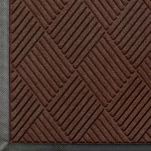 Vista 24 de Felpudo Waterhog Eco Premier Fashion de Andersen para interiores o exteriores; fibra de poliéster PET; respaldo de goma SBR, 3/8" de grosor, Negro