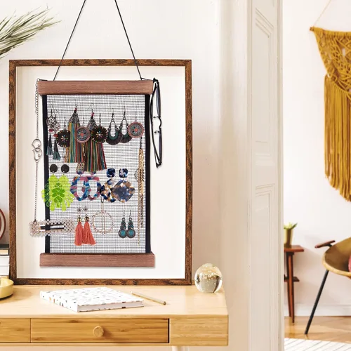 Vista 7 de FEQO Organizador de aretes de malla para colgar aretes, soporte para colgar en la pared, organizador de joyas con 20 ganchos negros en forma de S