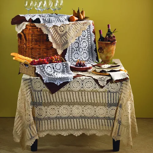Vista 3 de Fennco Styles Cluny Collection Mantel de algodón con encaje de ganchillo hecho a mano, cuadrado de 30 pulgadas, mantel color crudo para bodas