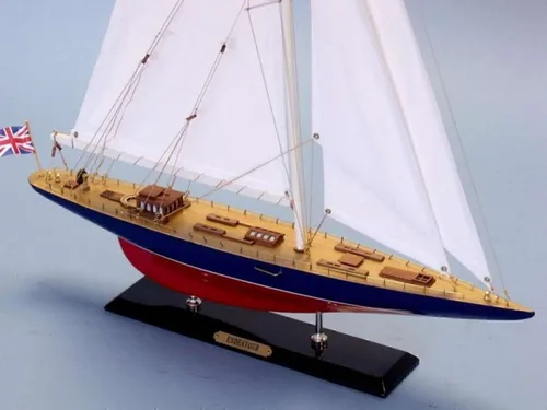 Vista 6 de Hampton Nautical Endeavour Velero, Limited Edition, 27