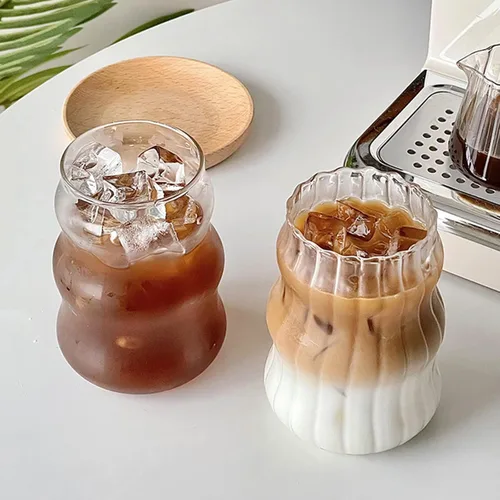 Vista 6 de Maritown Taza de café helado con pajilla, taza de café transparente de 22 onzas con popote de vidrio y cepillo limpiador, vasos de agua acanalados