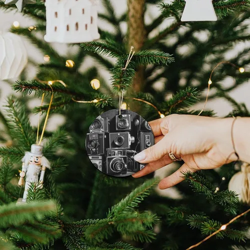 Vista 7 de Retro Cool Camera Collection Christmas Ornament Funny Round Hanging Ornament Pendant Personalized Xmas Round Ceramic Pendant Christmas Ceramic