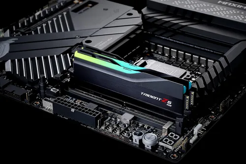 Vista 3 de 64GB G.Skill DDR5 Trident Z5 RGB 6400MHz CL32 1.40V Kit de doble canal 2X 32GB Negro