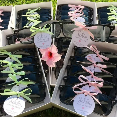 Vista 36 de Suministros para regalos de fiesta de colores neón Paquete de 8 gafas de sol unisex