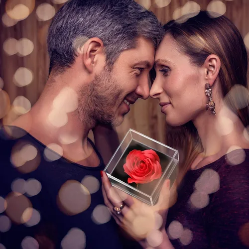 Vista 5 de Hicarer Collar con dije de corazón de proyección en 100 idiomas con rosa roja, caja de almacenamiento de joyas, regalos para mamá, mamá, día