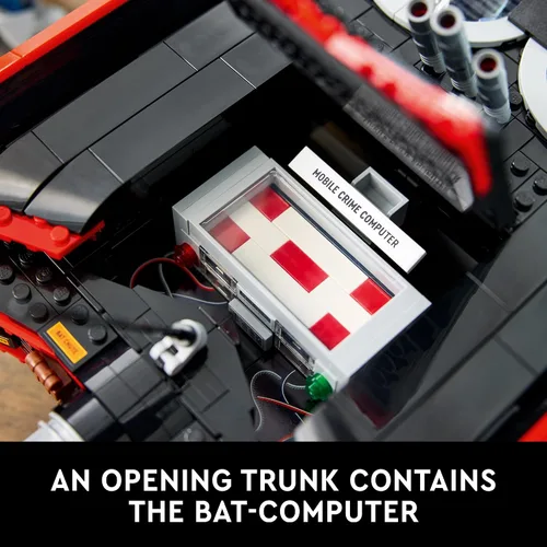 Vista 4 de LEGO DC Batman: The Classic TV Series Batmobile, DC Collectible Car, juego de construcción inspirado en el Batman clásico del programa de televisión