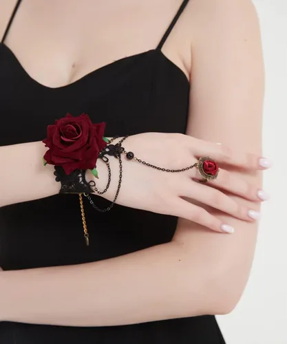 Vista 4 de Pulsera gótica de encaje con anillo de dedo, pulsera esclava de flores rosas, arnés de fiesta Lolita Costome, cadena de mano para mujeres, novias