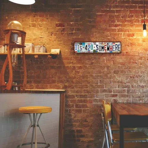 Vista 4 de Letrero de metal con texto en inglés «It's 420 Somewhere» para decoración de pared única para el hogar, bar, comedor, pub, 16 x 4 pulgadas Street