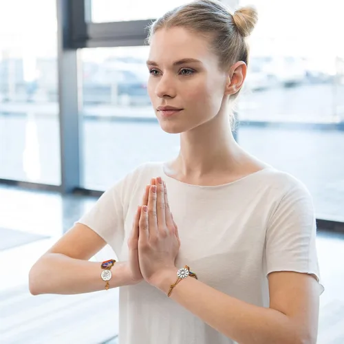 Vista 7 de Hicarer 3 pulseras de 7 chakras para mujeres y hombres, piedra natural, cuero envolvente, pulseras de cuentas curativas, piedras curativas, regalos