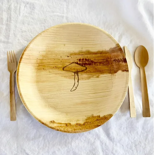 Vista 3 de NEATtable - Platos de madera Diseño de hongos Desechables y compostables Ecológicos y 100% naturales Ideal para eventos al aire libre