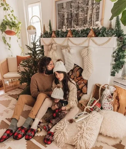 Vista 7 de Dearfoams Regalos de Navidad - Pantuflas de Oso Familiares a juego para bebés y niños