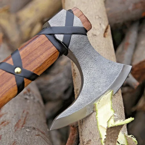 Vista 5 de Hacha vikinga de Ragnar Lothbrok con mango de madera de rosa - Hacha de caza de acero al carbono de alta forja de hoja afilada, hachas de camping