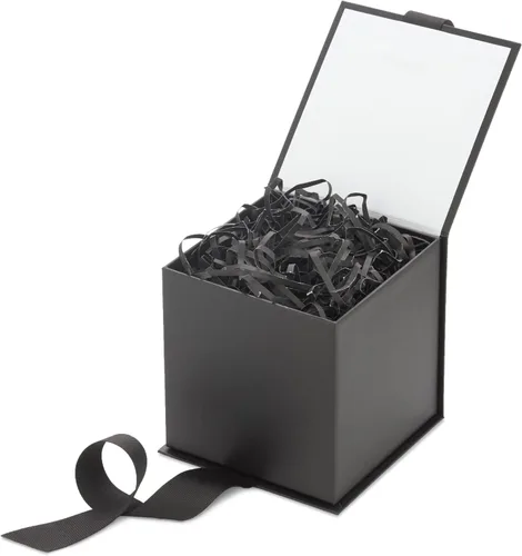 Vista 3 de Hallmark - Caja de regalo pequeña con lazo y relleno de papel triturado (Caja de regalo negra de 4 pulgadas) para bodas, graduaciones, cumpleaños