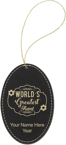 Vista 2 de LaserGram Adorno de Navidad de piel sintética, tía más grande del mundo, grabado personalizado incluido (negro con oro, ovalado)