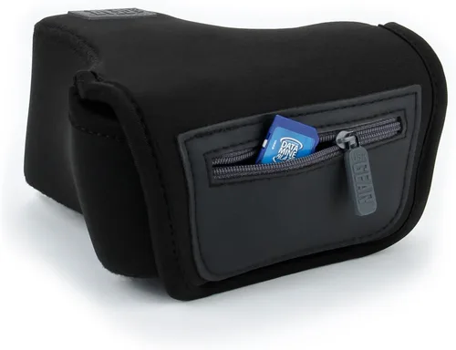 Vista 3 de USA GEAR Funda para cámara réflex digital con tecnología de DuraNeoprene, almacenamiento de accesorios y aberturas para correa – Funciona con Nikon