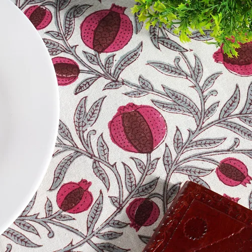 Vista 133 de Ridhi Mantel redondo estampado a mano color rosa flamenco 110 pulgadas 100%