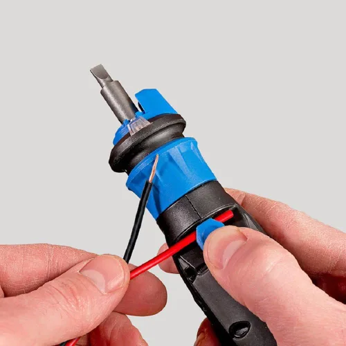 Vista 7 de HAMMERHEAD Destornillador recargable de litio de 4 V con sensor de circuito patentado y kit de 9 puntas con innovador agarre de broca