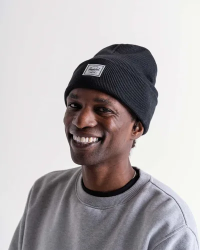 Vista 2 de Herschel Supply Co. Elmer Beanie Rosa ceniza