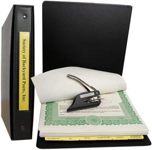 Vista 4 de Kit corporativo con PDF de actas y estatutos, Carpeta de registros negros con funda a juego, sello de empresa, certificados de acciones impresos