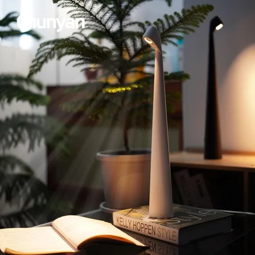 Vista 6 de Lámpara de escritorio de aprendizaje dormitorio, decorativo de alta Fu Ku recargable luz de noche de noche, carga USB, más niveles más atenuador