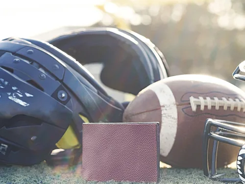 Vista 4 de Cartera deportiva de cuero genuino de fútbol para hombre, Rojo -, Billetera plegable