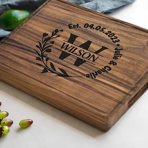 Vista 9 de Tabla de cortar personalizada, regalo para parejas para boda, aniversario, inauguración de la casa, compromiso, Navidad, cumpleaños, tablas