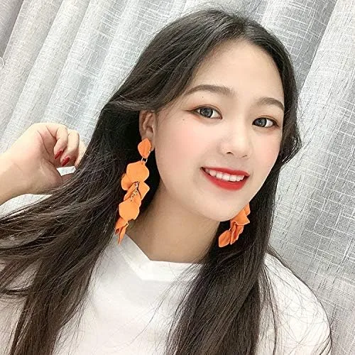 Vista 5 de Pendientes largos colgantes con borla y pétalos de rosa de resina para colgar con borla floral para mujeres y niñas, regalos elegantes de joyería