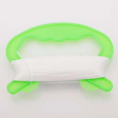 Vista 5 de Paquete de 10 mini carrete pequeño enrollador de cometas verde con cuerda de 98.4 ft para principiantes Fly Tiny Kites