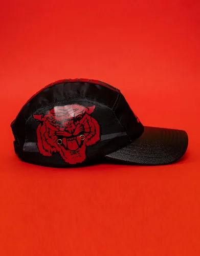 Vista 2 de Dungeon Forward The Yard - Blackout - Colección HBCU Crown