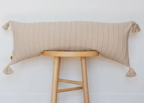 Vista 4 de Baked Clay - Funda de almohada lumbar acanalada, 14 x 36 pulgadas, tejido de algodón con borlas, acento acogedor para cama, sofá o banco de entrada