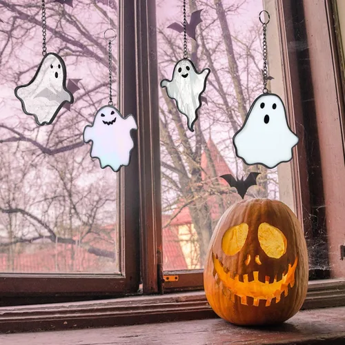 Vista 4 de Yungyan 4 piezas de fantasmas de Halloween con vitrales pintados a mano para colgar en la ventana, atrapasoles de Halloween, decoración gótica